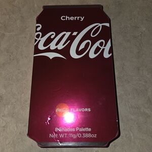 Glamlite Coca-Cola Cherry Eyeshadow Palette